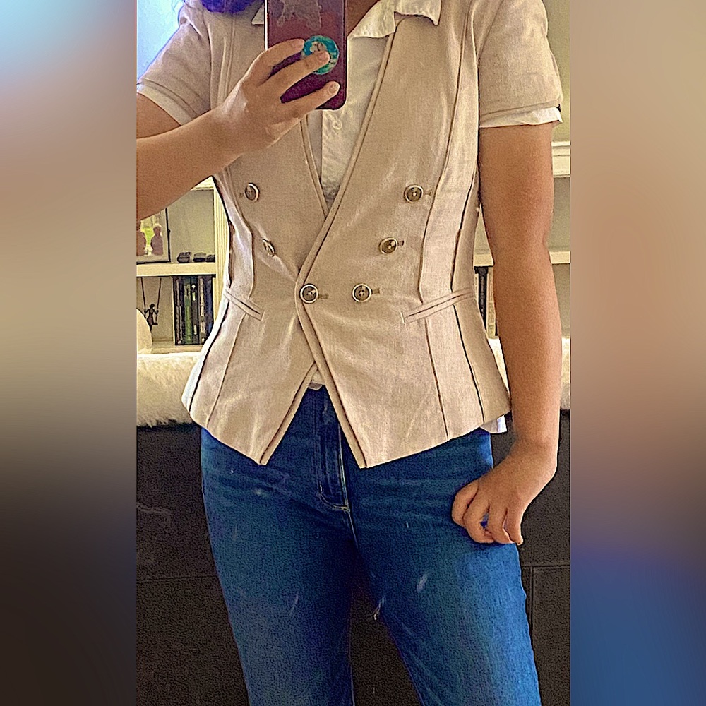 Fancy Fitted Beige Blazer White House Black Market